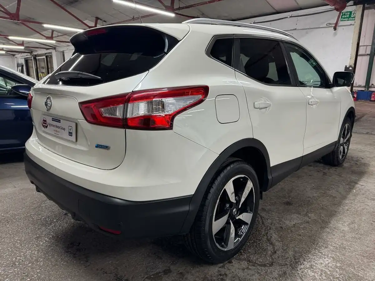 2015-nissan-qashqai-15dci-n-tec-big-4