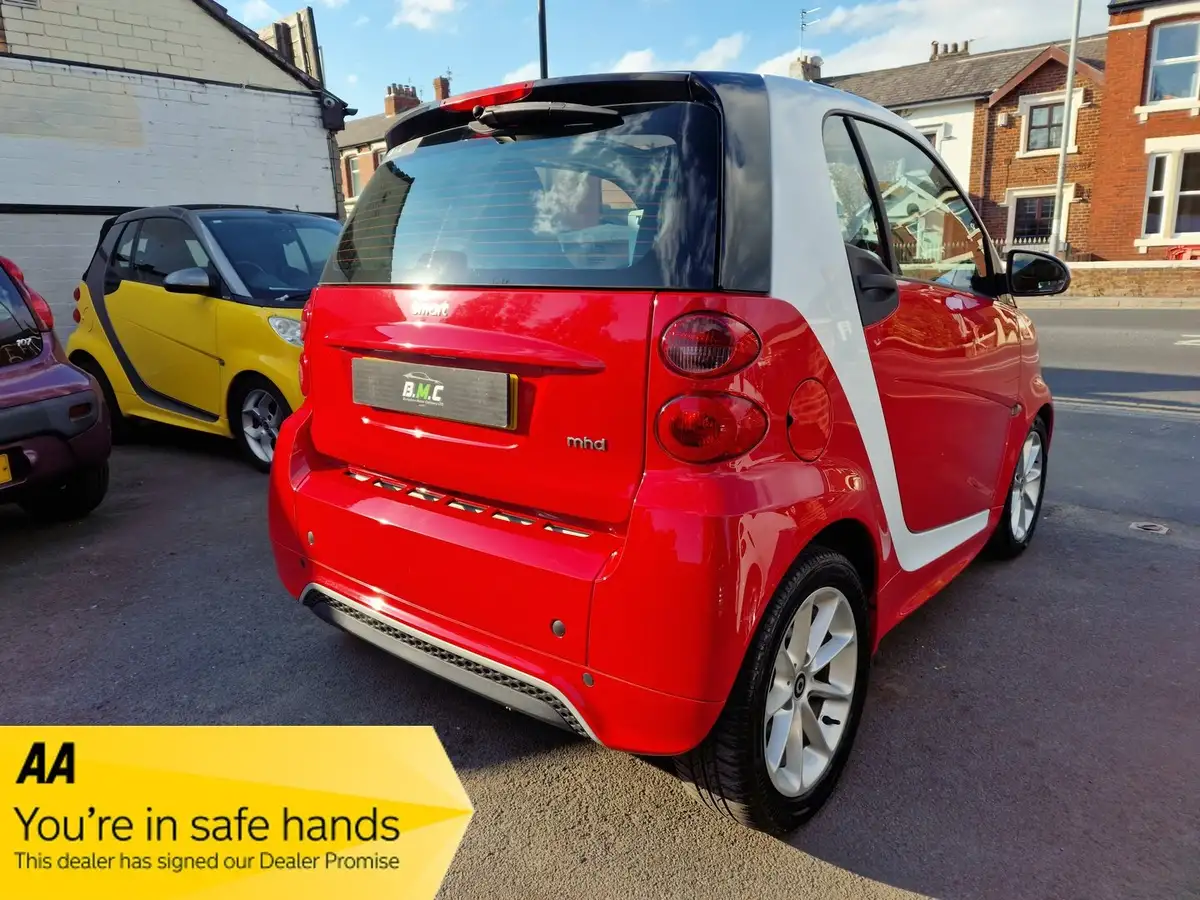 2013-smart-fortwo-10-passion-71bhp-coupe-big-5