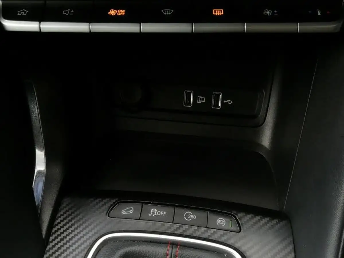 2023-mg-zs-suv-15-vti-tech-exclusive-big-17