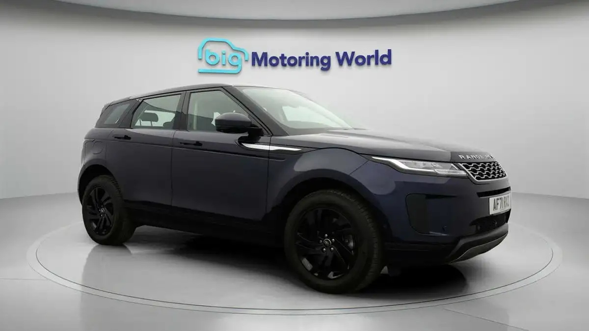2021-land-rover-range-rover-evoque-15-p300e-s-big-0