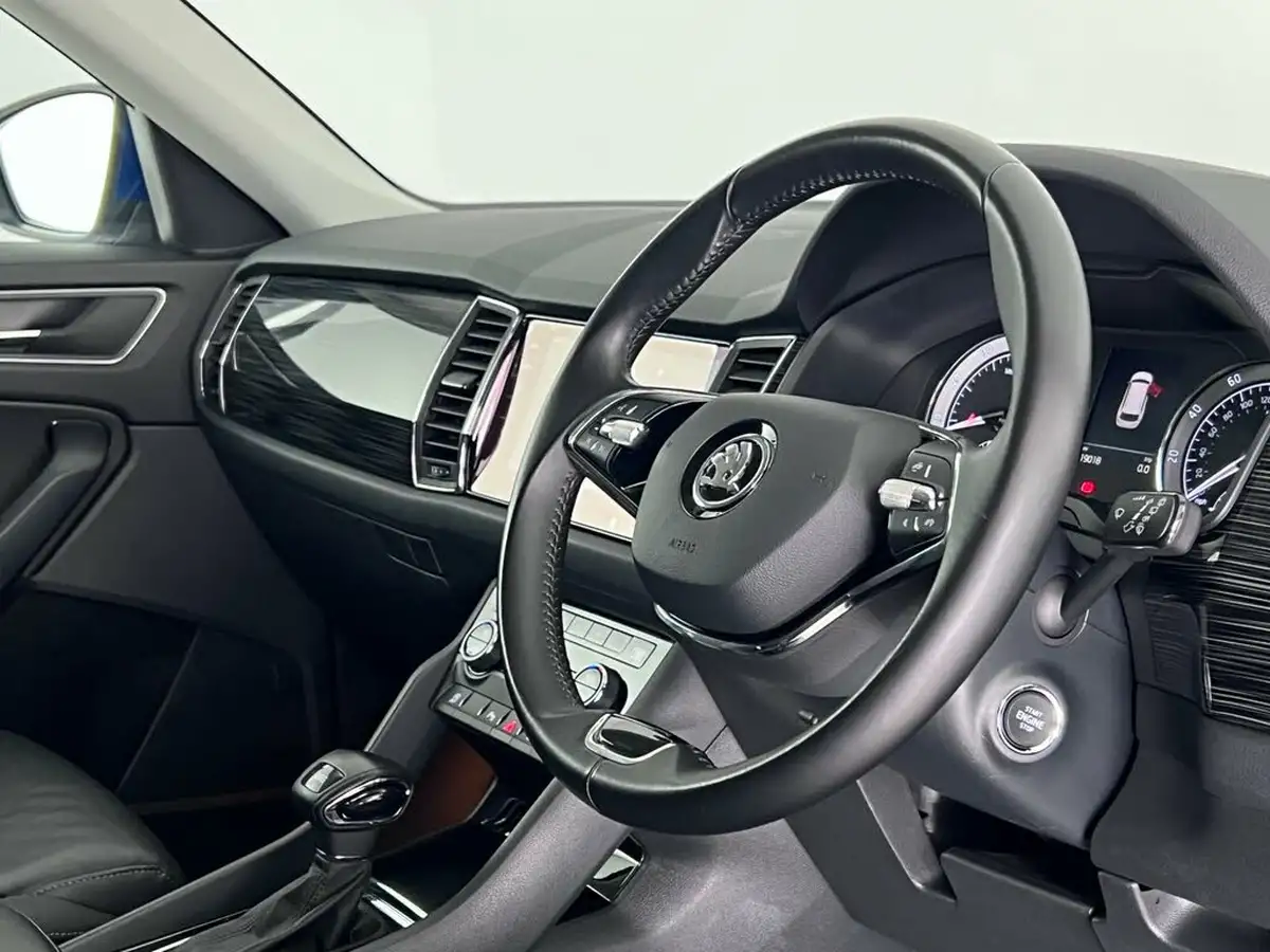 2021-skoda-kodiaq-15-tsi-se-l-dsg-big-16