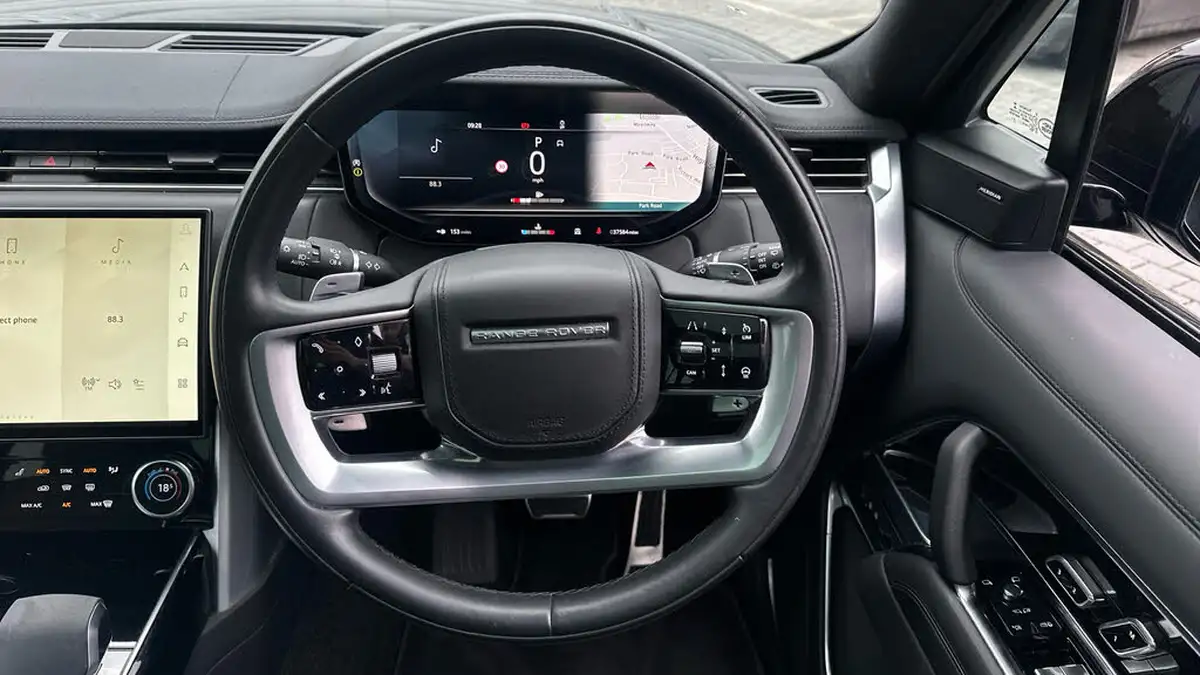 2023-land-rover-range-rover-30-d350-hse-big-14