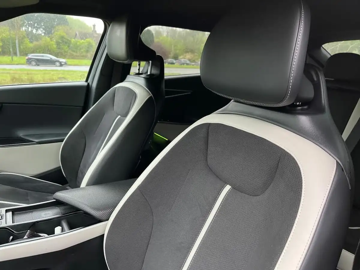 2025-kia-ev6-e-gt-line-s-320bhp-awd-840kwh-heat-pump-big-32