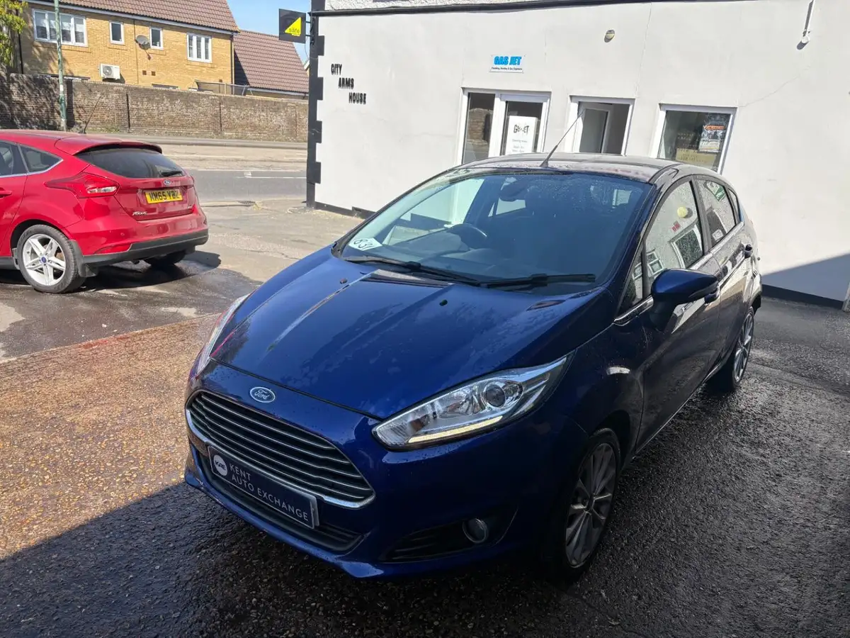 2016-ford-fiesta-10t-titanium-x-125ps-ss-5d-big-6