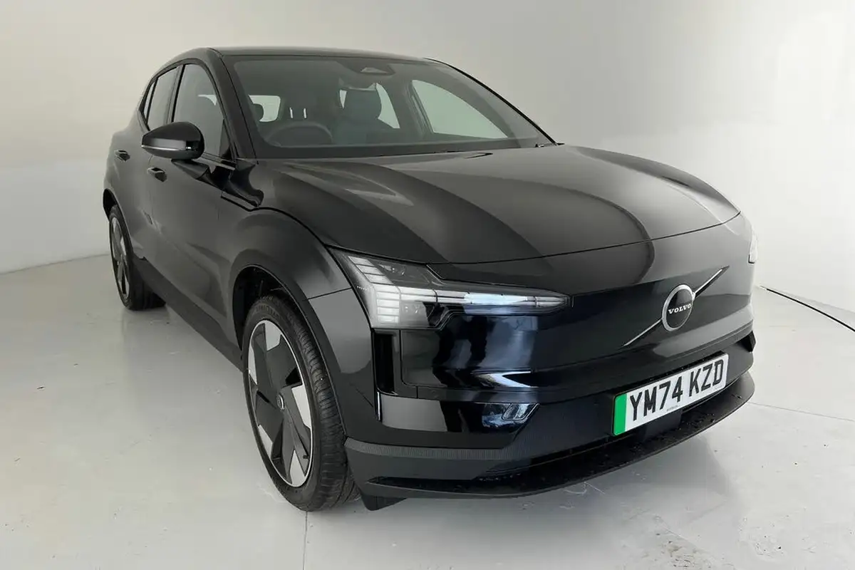2024-volvo-ex30-e-single-motor-plus-extended-range-big-26