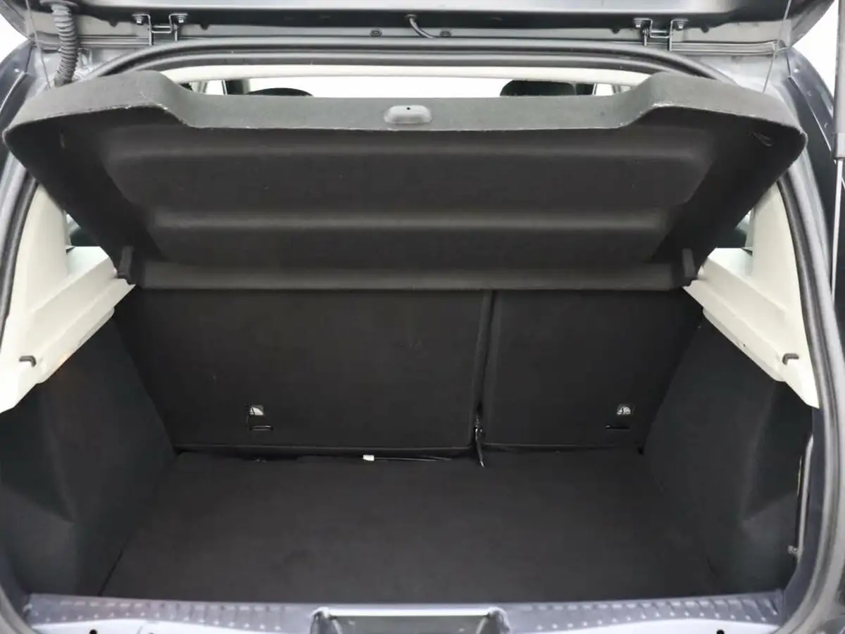2019-dacia-sandero-stepway-09-tce-essential-big-18