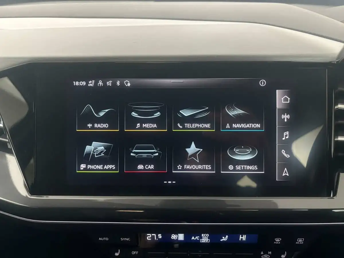 2021-audi-q4-e-tron-35e-s-line-station-wagon-big-36