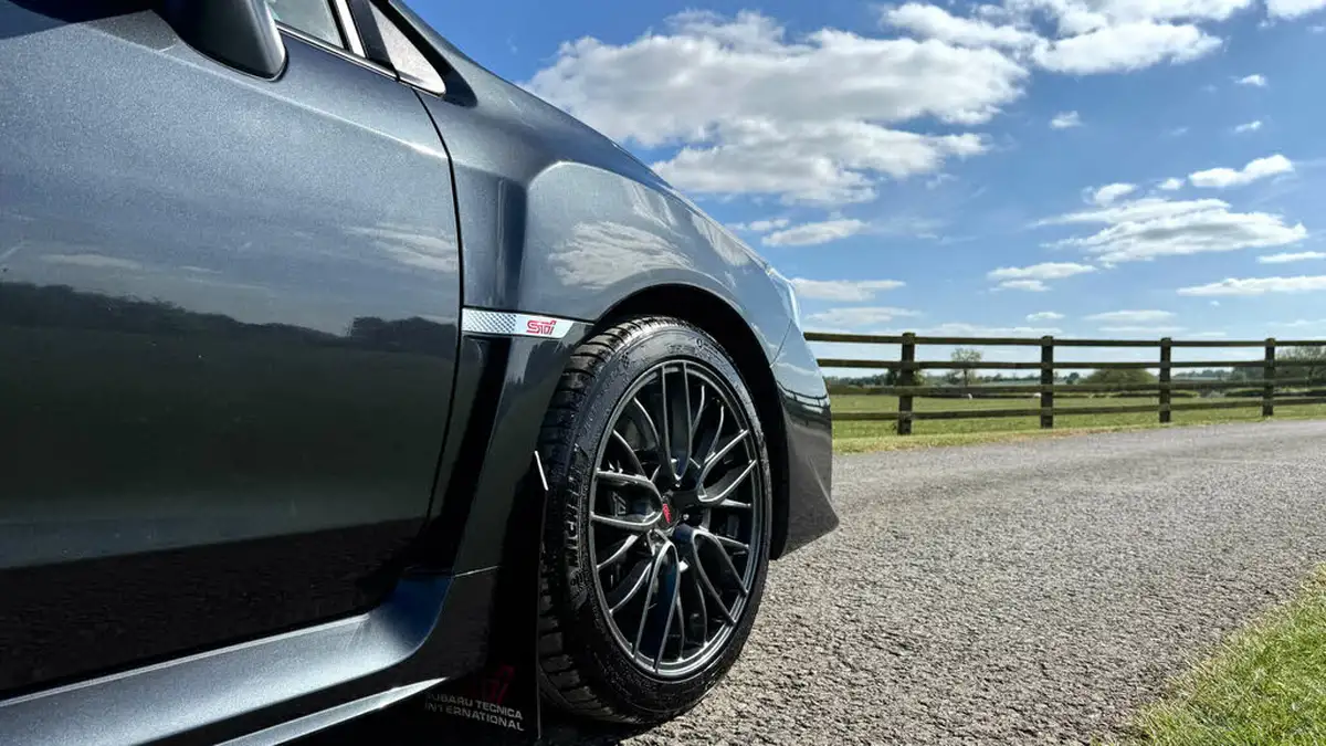 2016-subaru-wrx-25-sti-type-uk-big-5