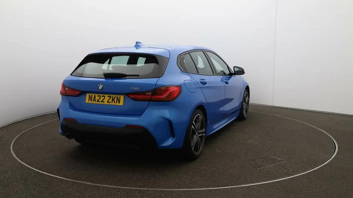 2022-bmw-1-series-15-118i-m-sport-lcp-dct-big-47