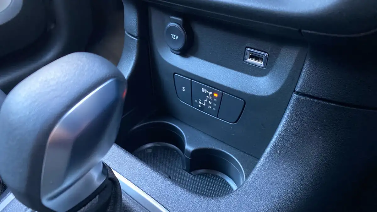 2024-citroen-c3-12-puretech-max-110ps-eat6-big-39