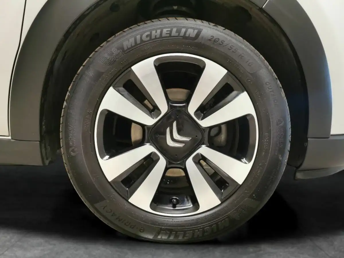 2022-citroen-c3-12-puretech-c-series-big-20