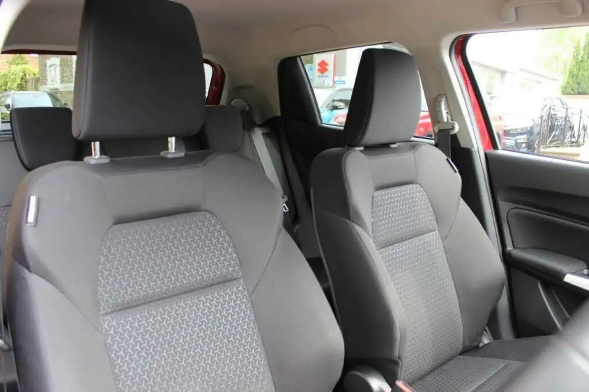 2022-suzuki-swift-12-dualjet-sz-l-big-24
