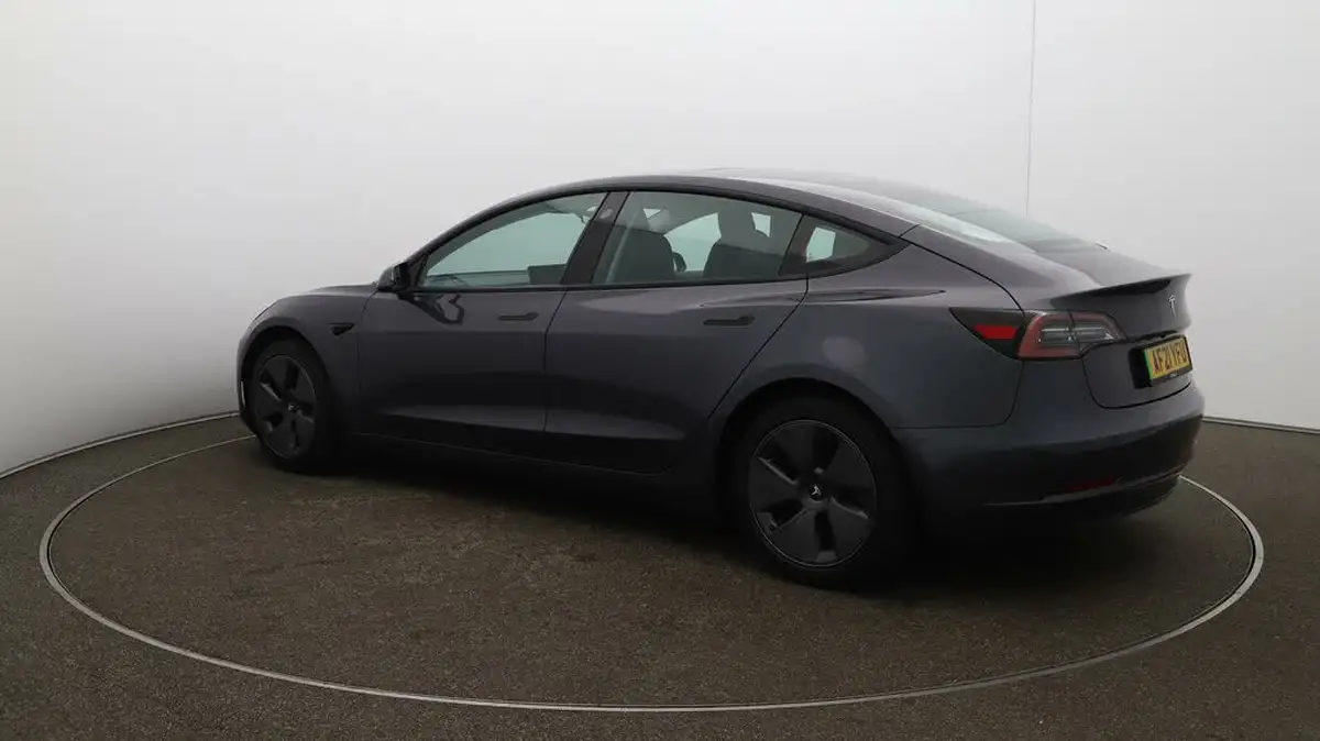 2021-tesla-model-3-e-standard-plus-big-27