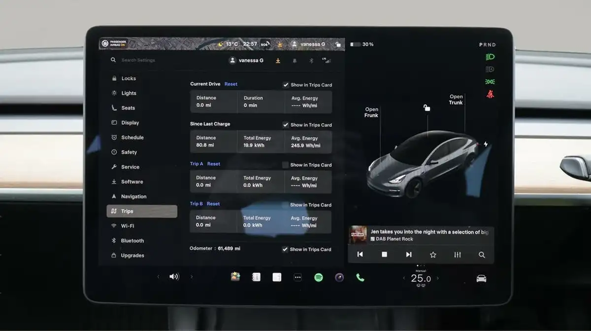 2021-tesla-model-3-e-standard-plus-big-10