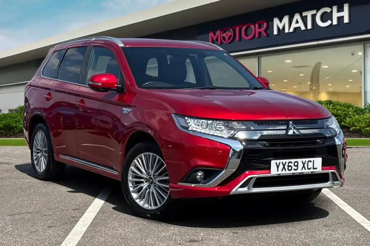 2019-mitsubishi-outlander-24-dynamic-safety-phev-big-0
