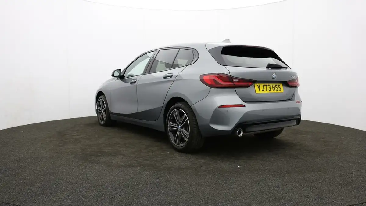 2024-bmw-1-series-15-118i-sport-dct-big-69