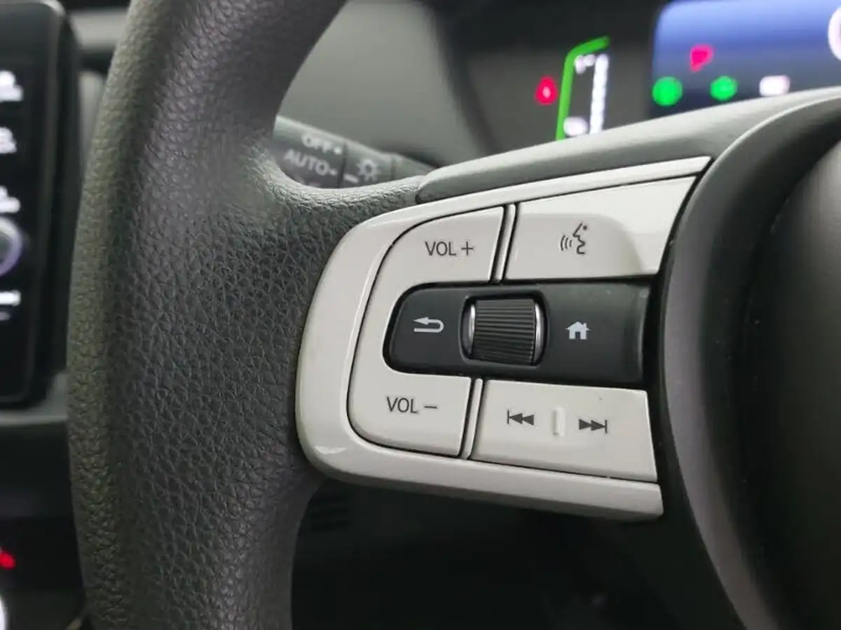 2021-honda-jazz-15-i-mmd-sr-109ps-big-17
