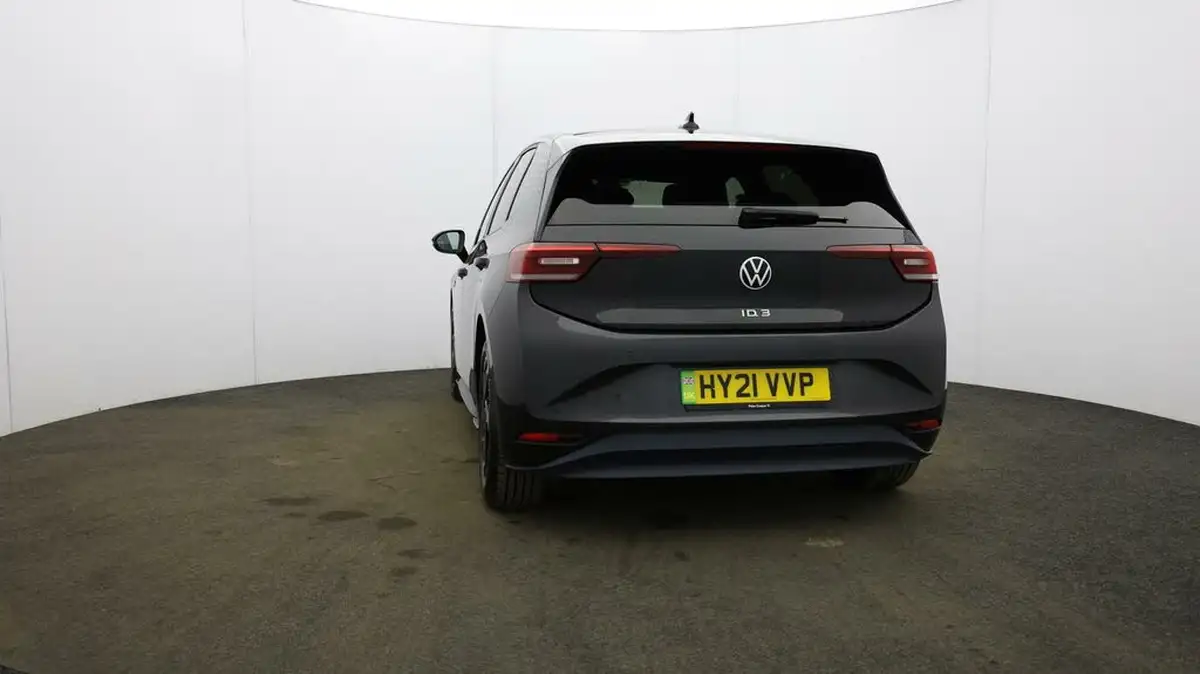 2021-volkswagen-id3-e-tech-big-54