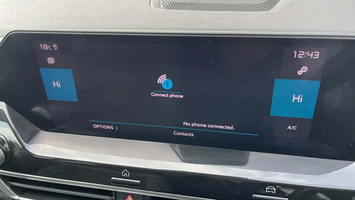 2022-citroen-c4-12-puretech-shine-130ps-big-27
