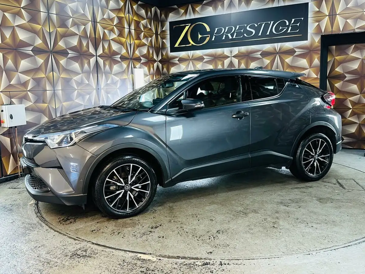 2019-toyota-c-hr-12-excel-big-23