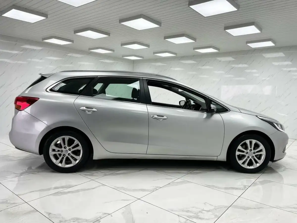 2013-kia-ceed-16crdi-2-sportswagon-auto-big-11