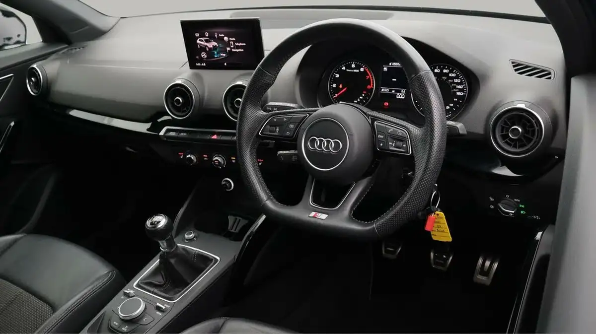 2019-audi-q2-15-35-tfsi-black-edition-cod-big-9