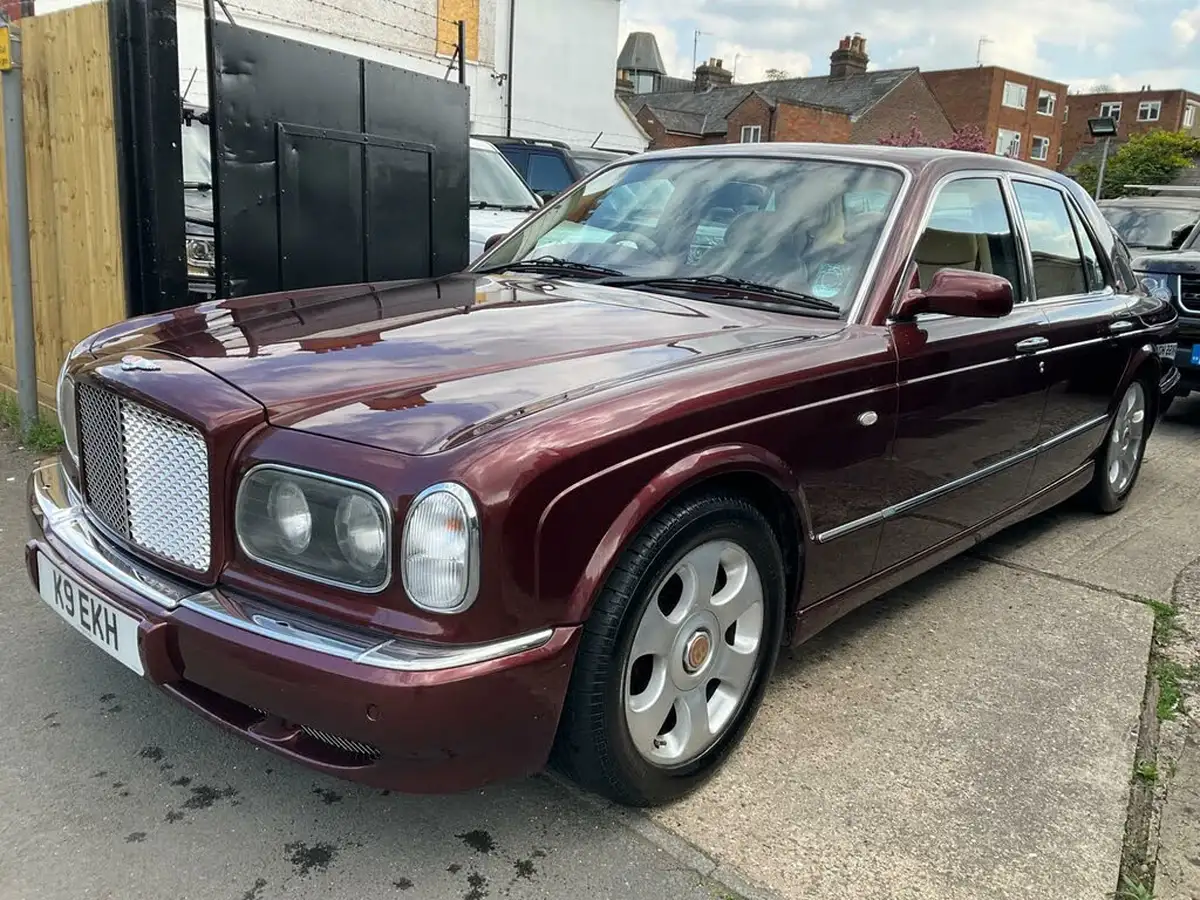 2001-bentley-arnage-68-red-label-big-28