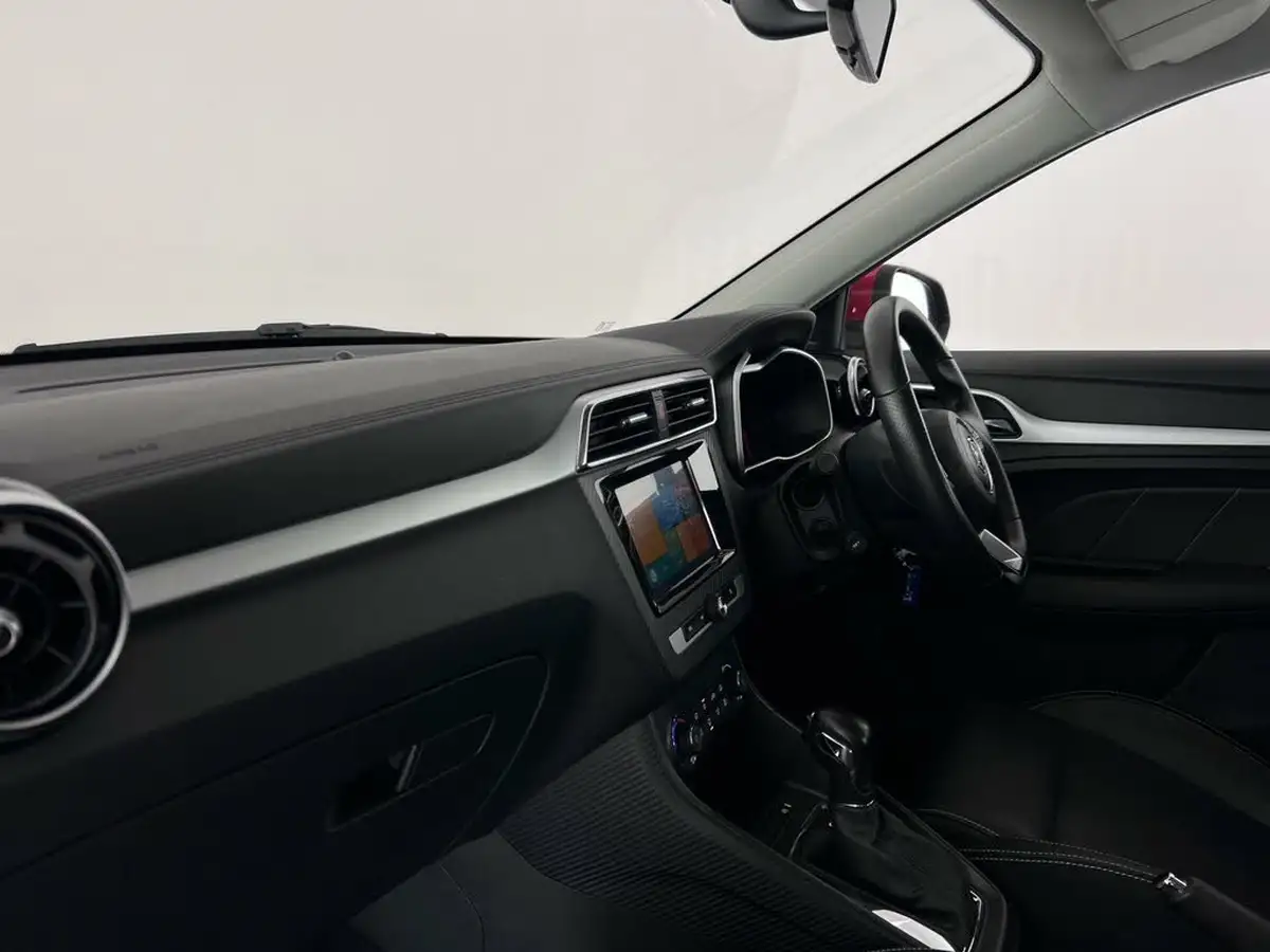 2020-mg-zs-suv-10t-gdi-exclusive-111ps-big-11
