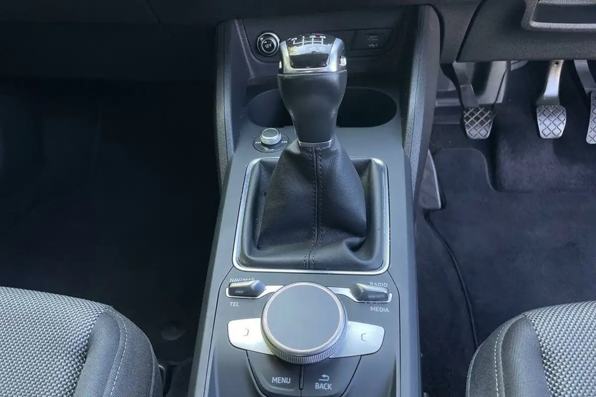 2021-audi-q2-15-35-tfsi-sport-big-37
