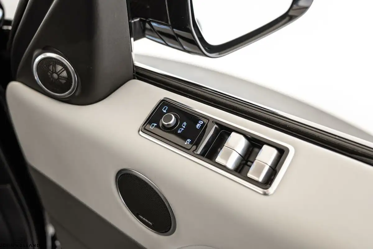 2022-land-rover-range-rover-sport-50-v8-p575-svr-carbon-edition-big-44