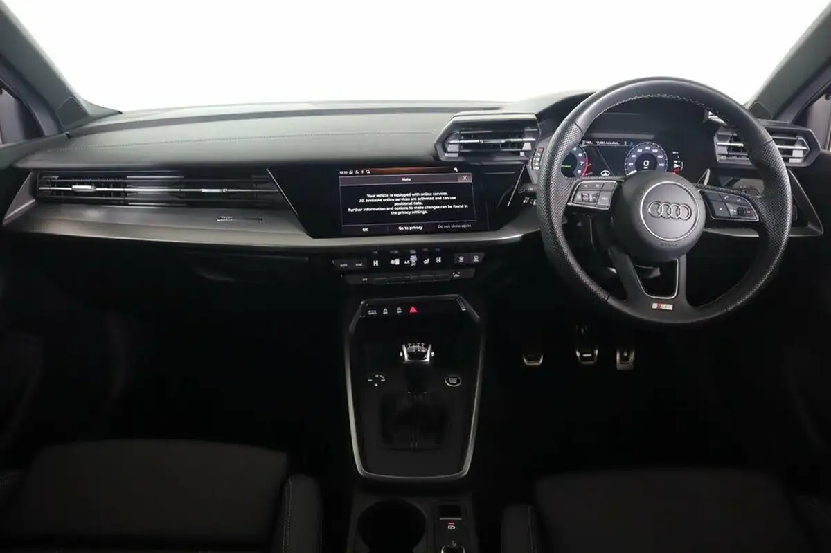 2023-audi-a3-15-35-tfsi-s-line-sportback-5d-big-9