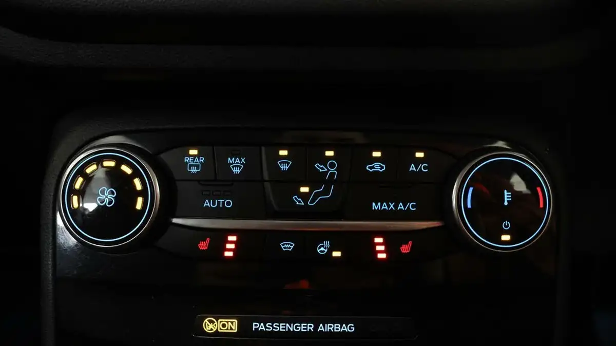 2021-ford-puma-suv-10-titanium-125ps-hybrid-mhev-big-11