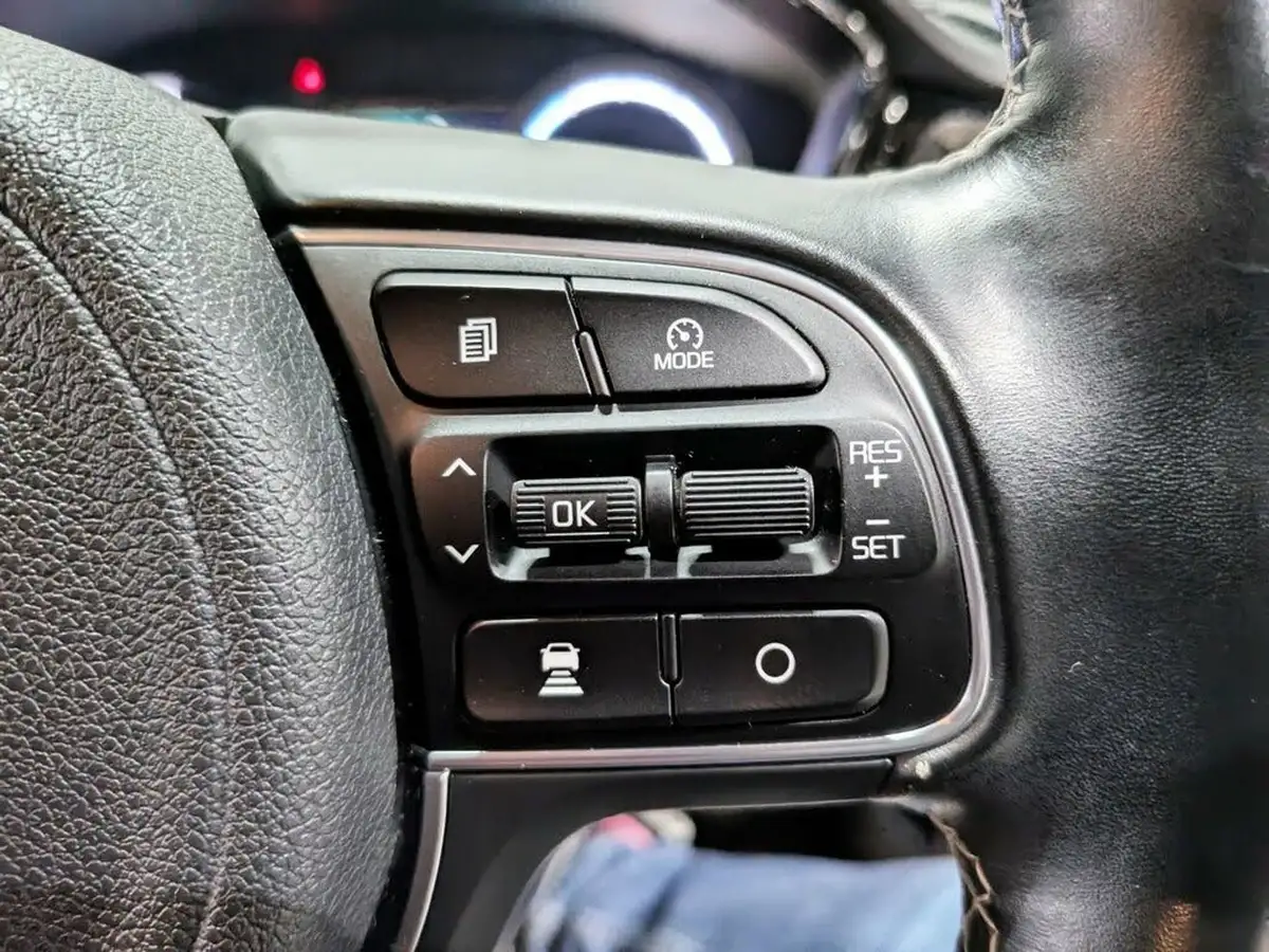 2021-kia-e-niro-ev-3-big-22