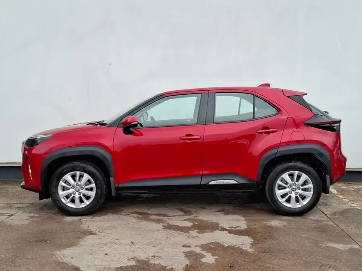 2022-toyota-yaris-cross-15-vvt-i-icon-big-3