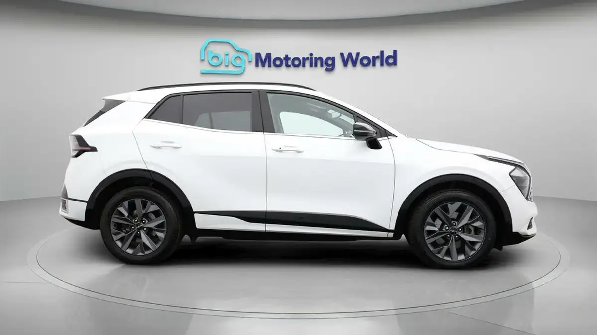 2022-kia-sportage-16-t-gdi-gt-line-226bhp-hev-1598cc-auto-big-7