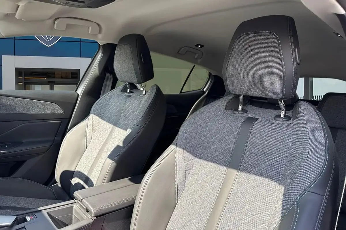 2023-peugeot-408-12-puretech-allure-premium-big-15