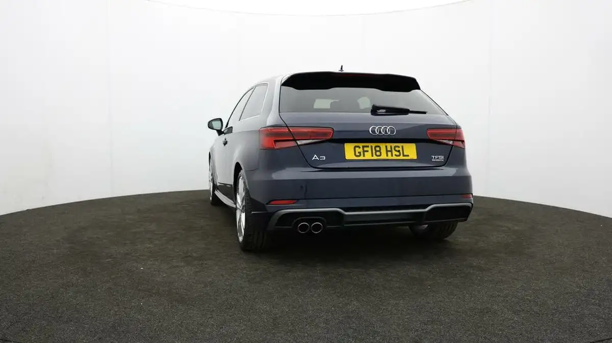 2017-audi-a3-20-tfsi-quattro-s-line-191ps-nav-hatchback-3d-big-24