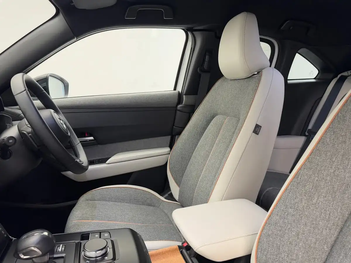 2023-mazda-mx-30-e-exclusive-line-170ps-830cc-big-12