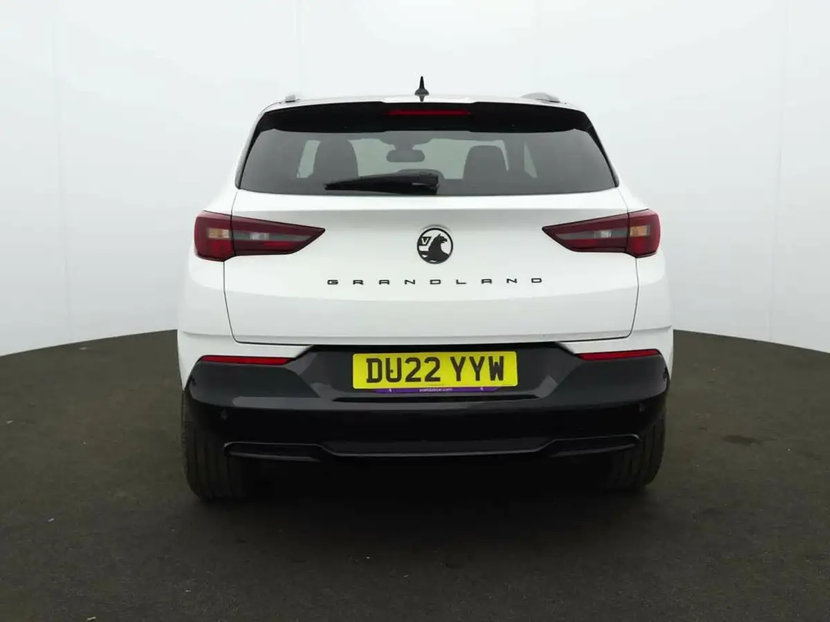 2022-vauxhall-grandland-12-sri-big-2