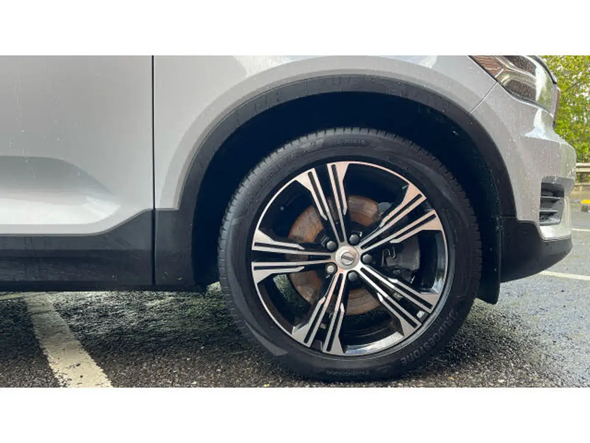 2021-volvo-xc40-15-t5-inscription-262bhp-big-15