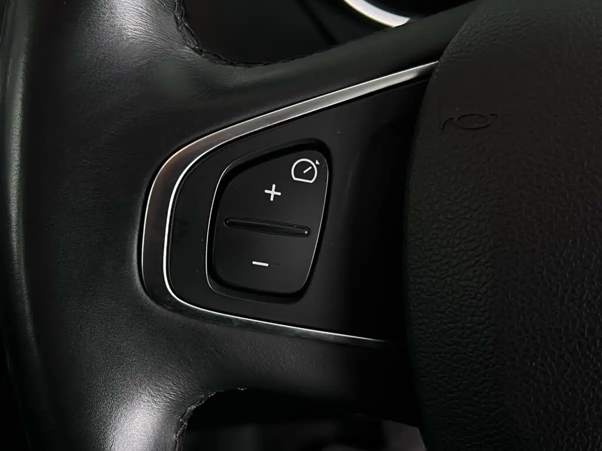 2016-renault-captur-15dci-dynamique-nav-90bhp-energy-ss-big-16