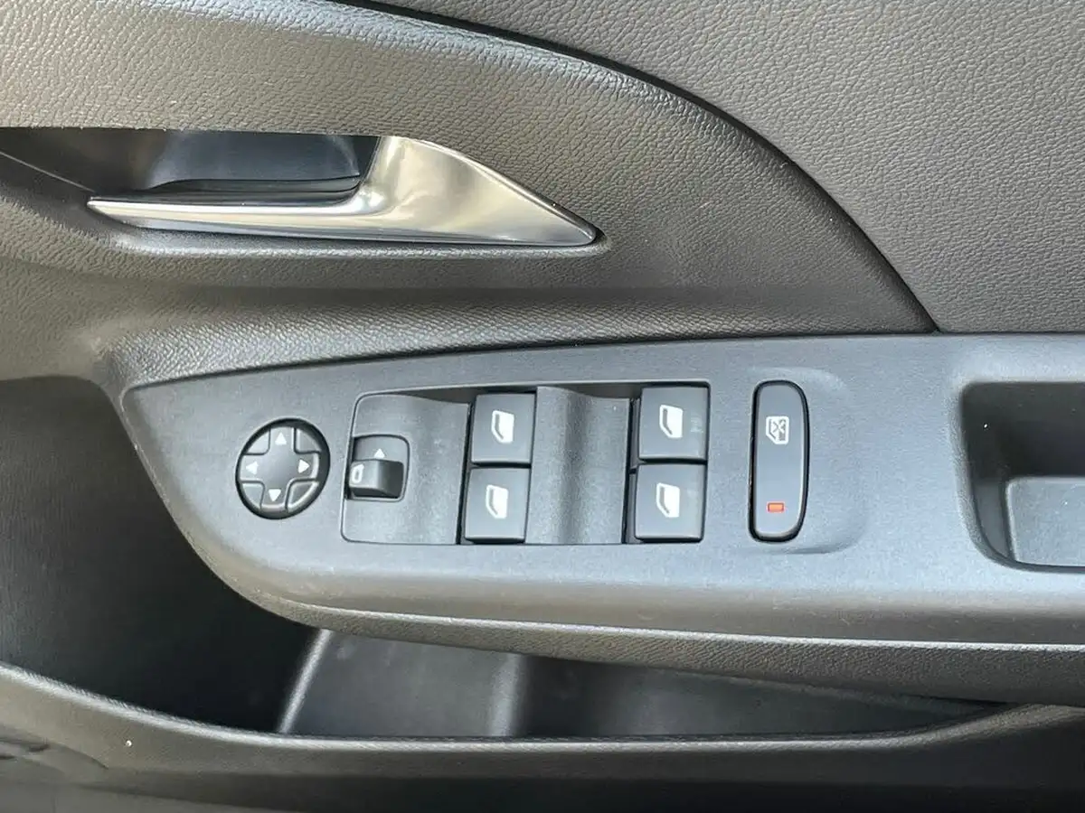 2022-vauxhall-corsa-12-turbo-sri-edition-130ps-auto-big-19