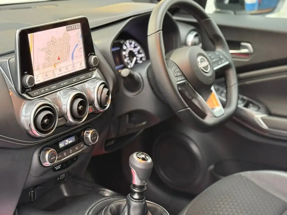 2024-nissan-juke-10-dig-t-n-connecta-big-56