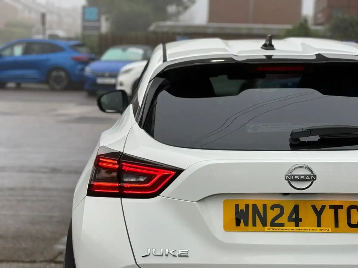 2024-nissan-juke-10-dig-t-n-connecta-big-28