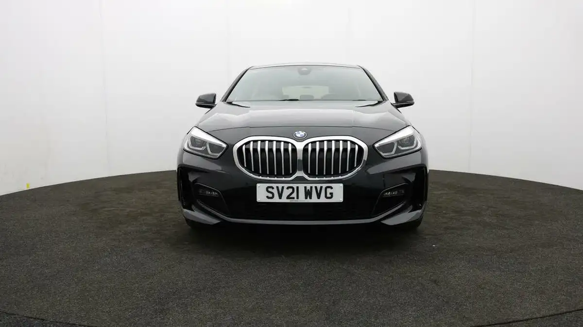 2021-bmw-1-series-15-118i-m-sport-lcp-big-1