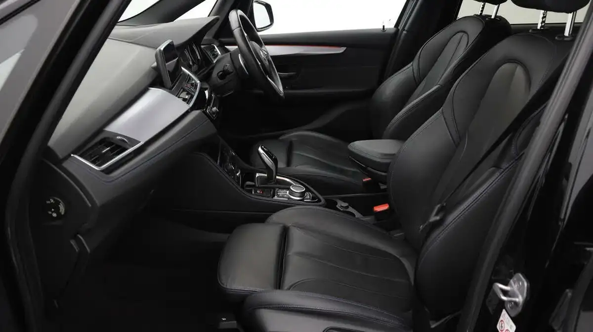2019-bmw-2-series-20td-220d-xdrive-m-sport-active-tourer-5d-big-13