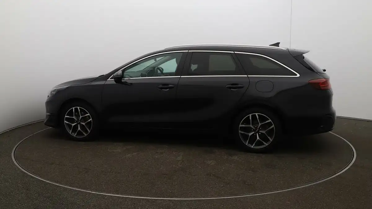 2022-kia-ceed-15-t-gdi-3-sportswagon-big-48
