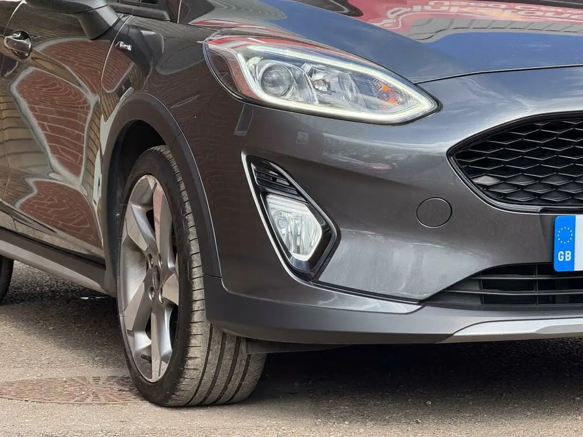 2019-ford-fiesta-10t-active-x-140ps-big-36