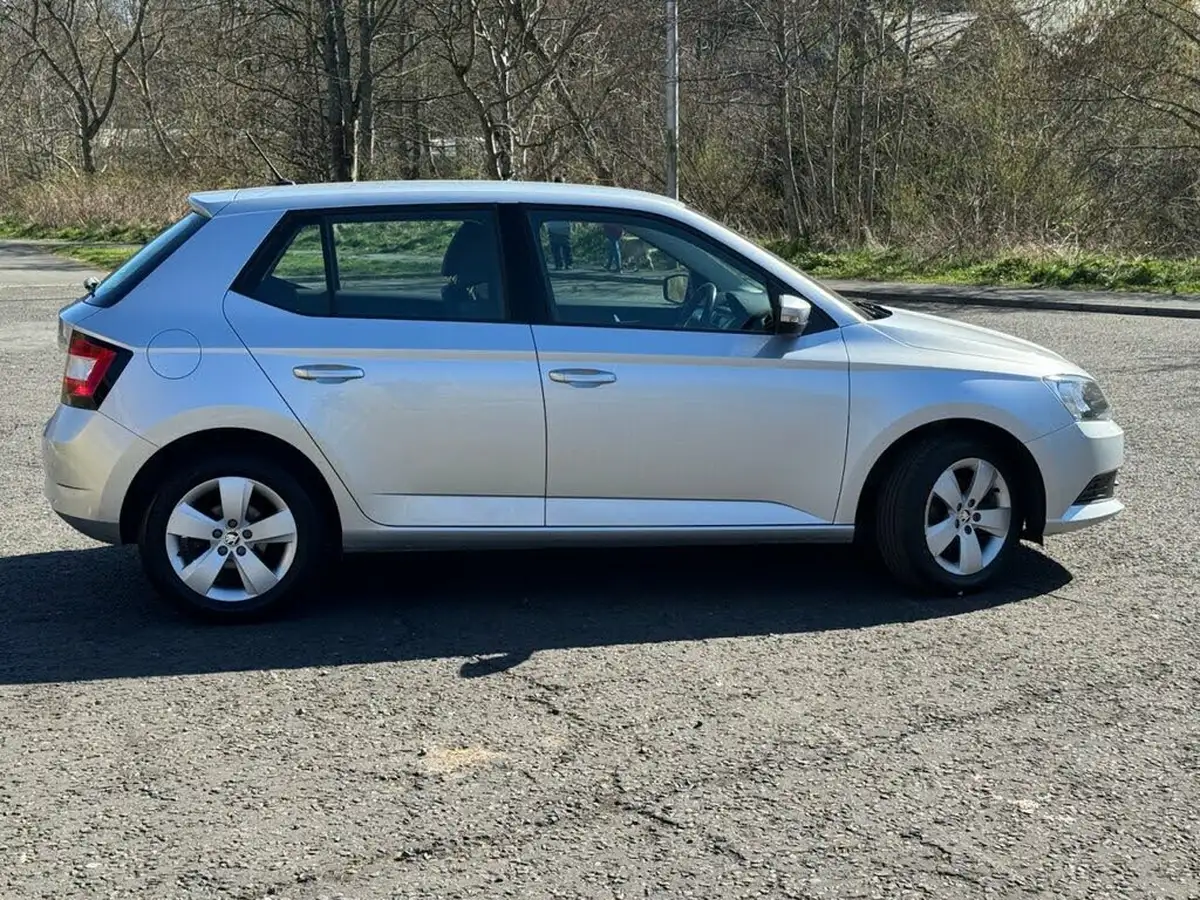 2017-skoda-fabia-12-tsi-se-90ps-hatchback-big-5