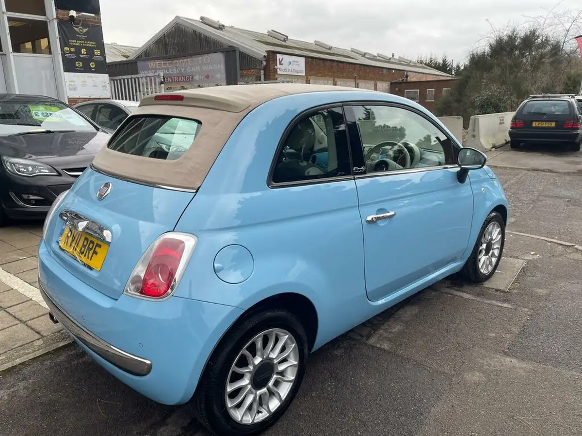 2011-fiat-500c-09-lounge-twinair-big-9